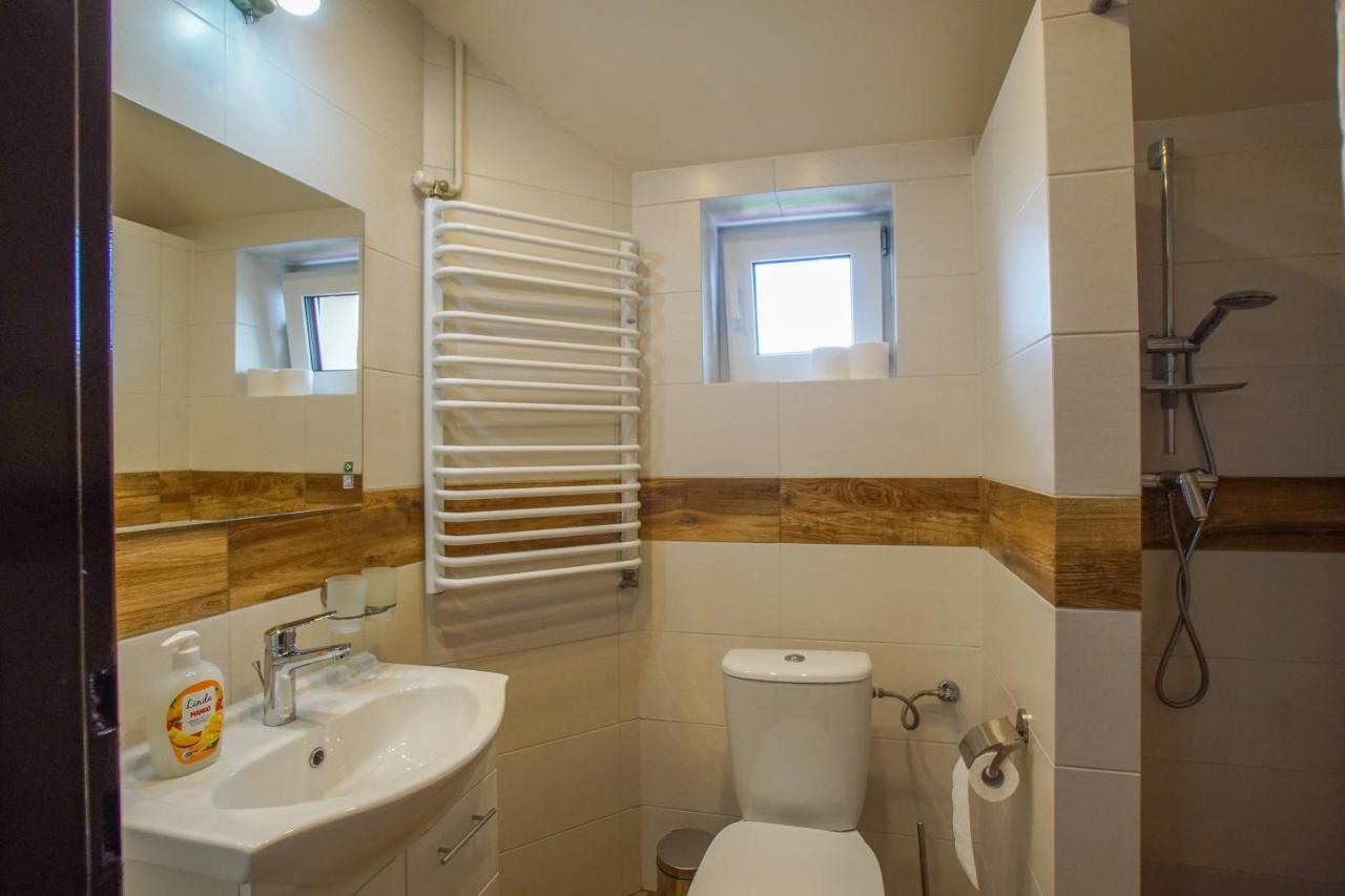 Wichrowe Wzgorze Guest House Krajno Pierwsze Exterior foto
