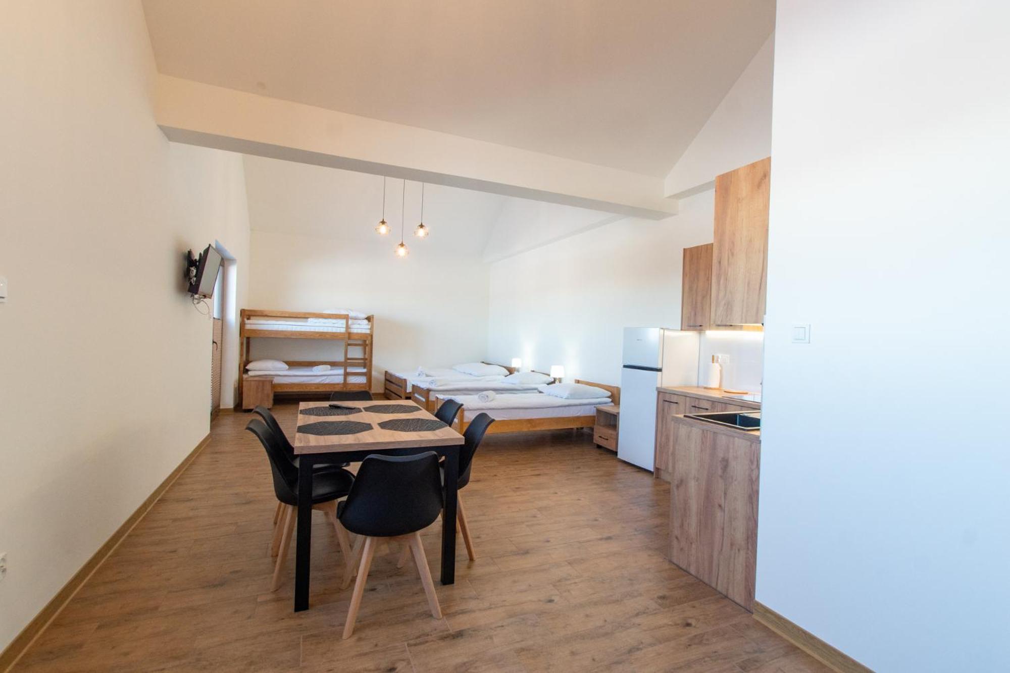 Wichrowe Wzgorze Guest House Krajno Pierwsze Exterior foto