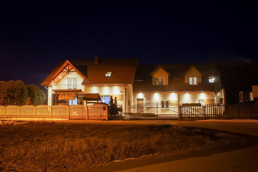 Wichrowe Wzgorze Guest House Krajno Pierwsze Exterior foto